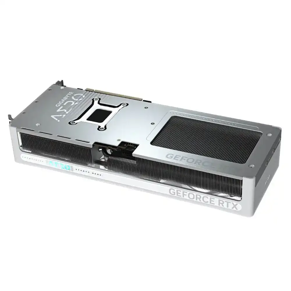 Graficka karta Gigabyte GeForce RTX 5070 Aero OC  GDDR7 12GB 192bit 3xDP/HDMI Slika 3